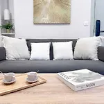 Unique Flat Near Opera